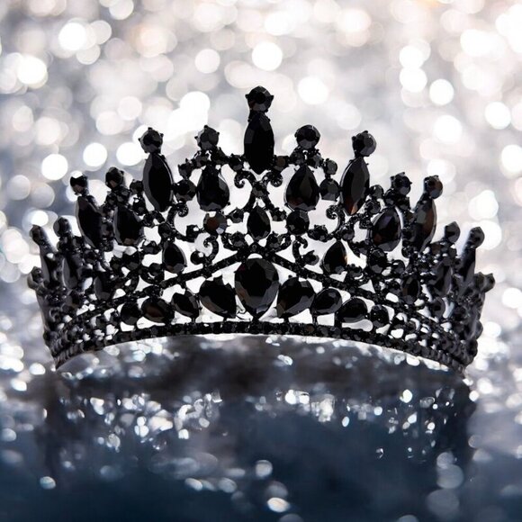 Gothic Wedding Headpiece, Witch Queen Tiara, Black Crystal Tiara, Halloween Gift - Picture 10 of 10